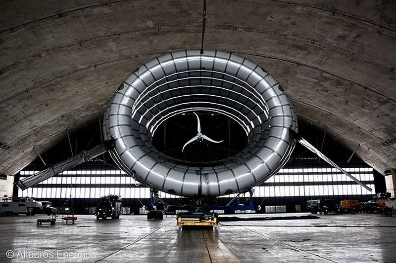 Ветряная турбина внутри дирижабля может принести энергию в любую точку планеты